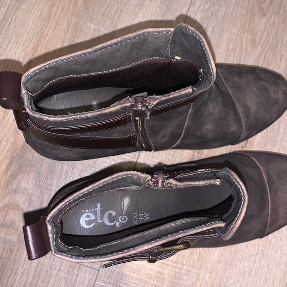 Rue21 ETC! Marble brown zip up heeled boots - Picture 7 of 8